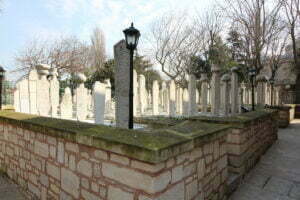 Burmalı Mescit Haziresi