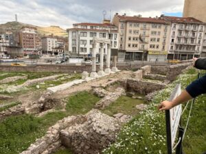 Ankyra Roma Caddesi 2