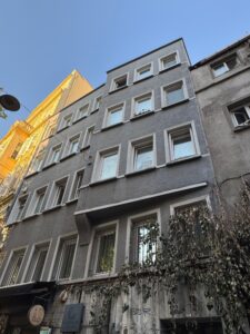 Oğuz Atayın Tutunamayanlar Eserini Yazdığı Ev