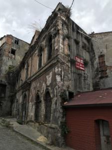 Kıble Sokağı Hanı Kuş Evi