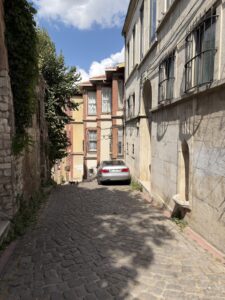 Tevkii Cafer Mektebi Sokağı Duvar Çeşmesi