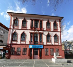 Cezayirli Gazi Hasan Paşa İlkokulu