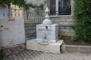 Gülfem Hatun Camii Önündeki Çeşme