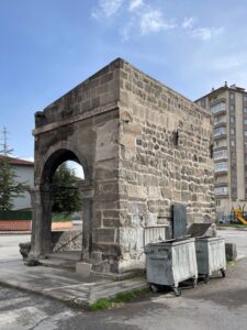 Çifteönü Çeşmesi