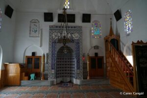 Çukur Camii