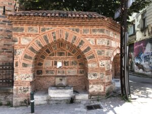 Selçuk Hatun Camii Çeşmesi