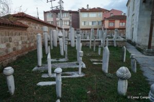 Kuşçu Doğan Camii Haziresi