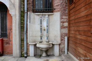 Sultan I. Abdülhamit Türbesi Çeşmesi