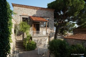 Arrenegogion Ruhban Okulu