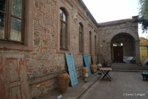 Arrenegogion Ruhban Okulu