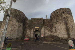 Saray Kapı