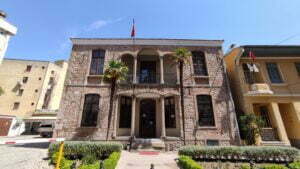 Bergama Eski Belediye Binası