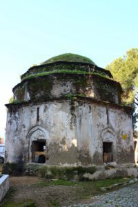 Yağlıoğlu Türbesi, Tire