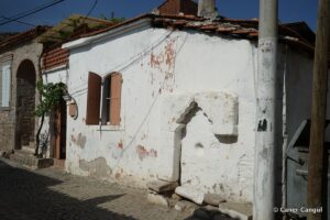 Turgut Sokak Çeşmesi