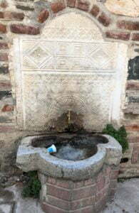 Yahşi Bey Camii Duvar Çeşmesi