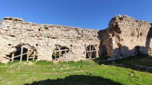 Karapaşa Medresesi, Beçin