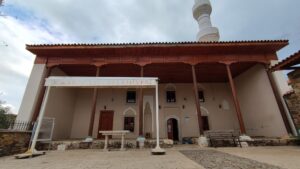 Cumaönü Camii, Karacasu