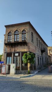 Bergama İlçe Kütüphanesi