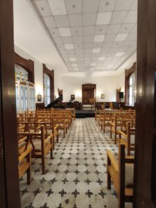 Ahavat Şalom Sinagogu, oturma düzeni