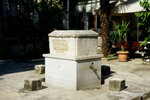 Köprülü Mehmet Paşa Camii Avlu Çeşmesi
