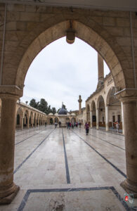 Mevlid-i Halil Camii İkinci Avlu
