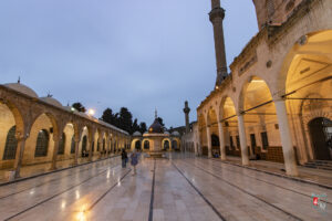 Mevlid-i Halil Camii İkinci Avlu