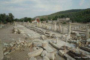 Stratonikeia Batı Sütunlu Cadde
