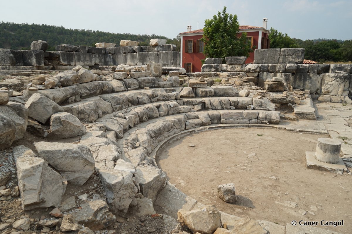 Stratonikeia Bouleuterion • Kültür Envanteri