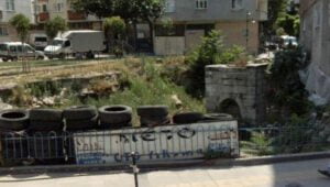 Veliefendi Çeşmesi ve Namazgâhı'nın Restorasyondan Önceki Hali