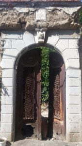 Nissim Tarica Evi Sokak Kapısı