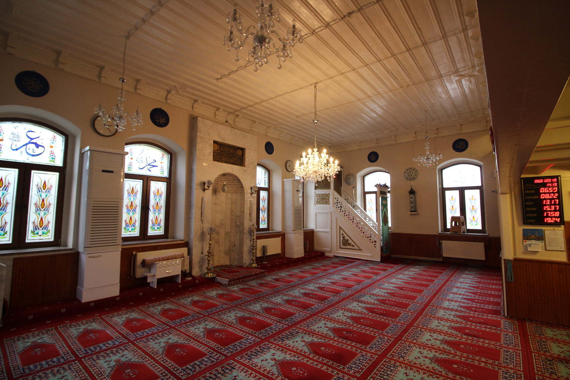 Veledi Karabaş Camii