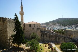 Çeşme Kalesi Camii