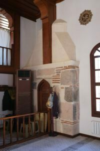 Orta Işık Camii