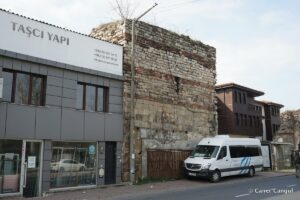 Haliç Surları, 4. Kule