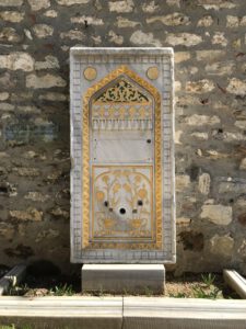 Klasik Mermer Çeşme Aynası