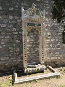 Mukarnaslı Müşebbek Selsebil