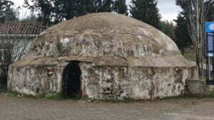 Sarnıç 2, Kötekli