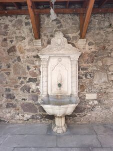 Uşakizade Köşkü Çeşmesi