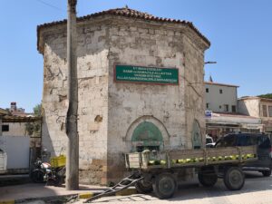 Mühürlü Sultan Türbesi 6 Mühürlü Sultan Türbesi