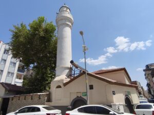 Çınarlı Camii, Menemen