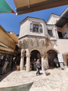 Şadırvanaltı Camii Şadırvanı