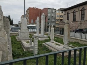 Yavsî Baba Tekkesi Haziresi