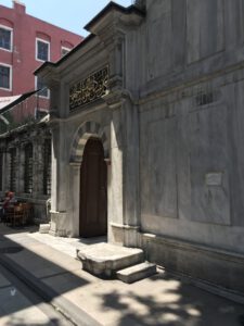 Binek Taşı, I. Abdülhamit Türbesi