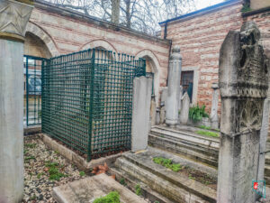 Damat İbrahim Paşa Camii Haziresi