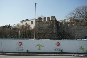 Marmara Surları, 5. Kule