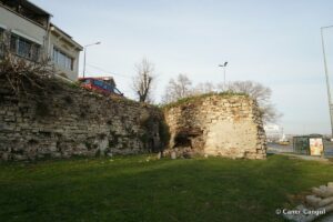 Marmara Surları, 92. Kule