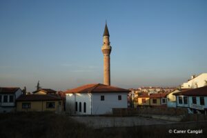 Orta Işık Camii