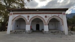 Eski Koca Camii, Akçaova