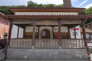 Abana Hacı Ahmet Camii
