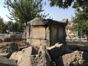 Telmessos Lahit Mezarları